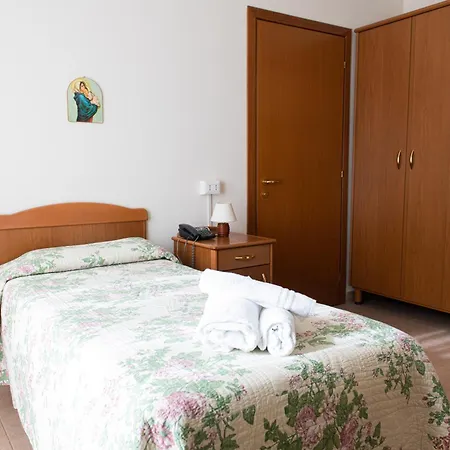 Santa Emerenziana 3*