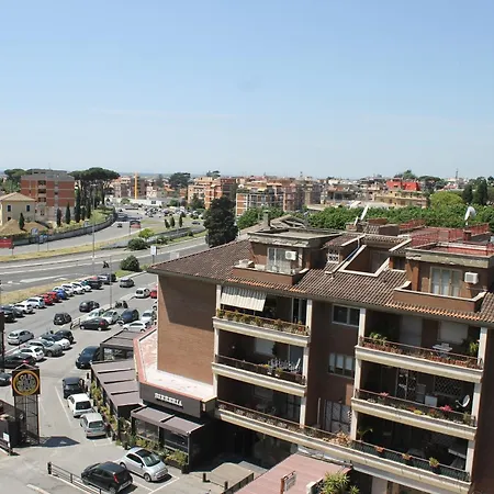 Santa Emerenziana 3* Rom